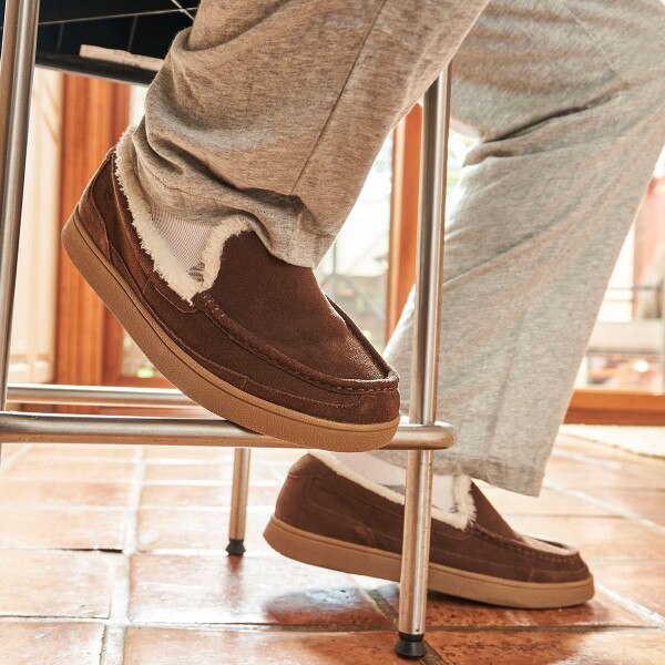 No. 34 Slipper Moc Toe in Espresso
